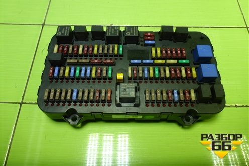 Блок предохранителей салонный (WG9X25580016) для Sitrak C7H (С7Н)