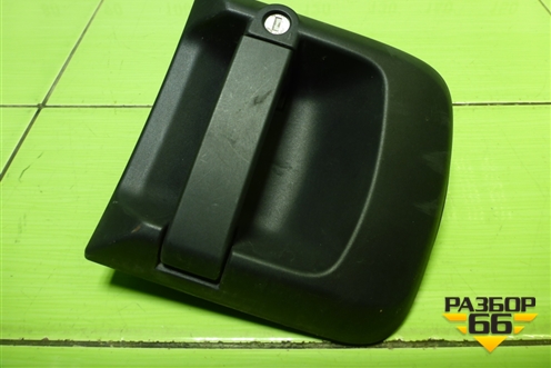 Ручка наружная двери правой  (AZ166434000012) для Sitrak C7H (С7Н)