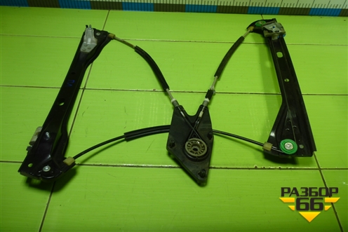 Стеклоподъёмник электрический передний левый (без моторчика) (6RU837461M) для Volkswagen Polo (седан) с 2010г (Поло)