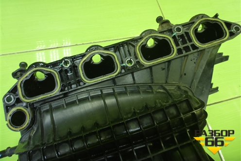 Коллектор впускной (1.6л CWV)  (04E129712G) для Volkswagen Polo (седан) с 2010г (Поло)