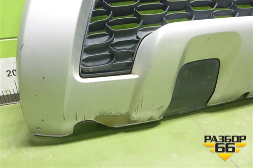 Решетка в передний бампер центральная (после 2015г) (622542036R) для Renault Duster I с 2010-2021г (Дастер)