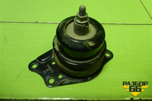 Опора двигателя правая (6Q0199262AT) для Volkswagen Polo (седан) с 2010г (Поло)