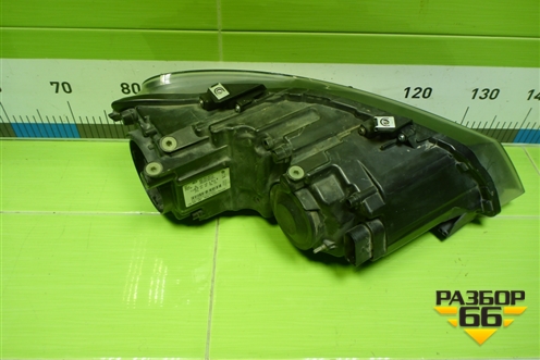 Фара левая (после 2015г галоген) (6R1941007F) для Volkswagen Polo (седан) с 2010г (Поло)