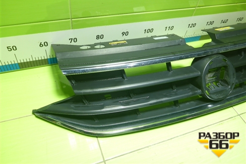 Решетка радиатора (после 2020г) (5NA853653M) для Volkswagen Tiguan с 2016г (Тигуан)