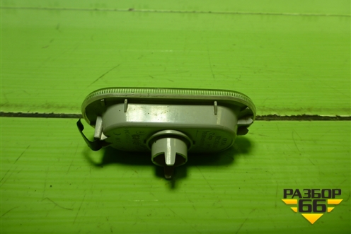 Повторитель на крыло (7E0949117B) для Volkswagen Polo (седан) с 2010г (Поло)