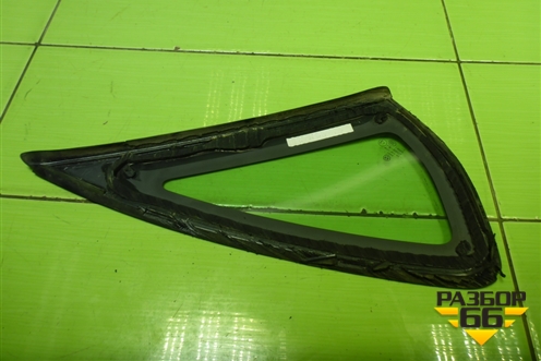 Стекло глухое левое для Volkswagen Polo (седан) с 2010г (Поло)