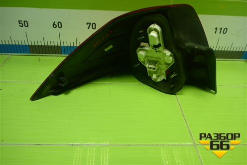 Фонарь задний правый (8200142681) для Renault Megane 2 с 2002-2009г (Меган)