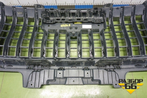 Решетка радиатора (под камеру) (5509104XST13A) для Haval Jolion с 2021г (Джолион)