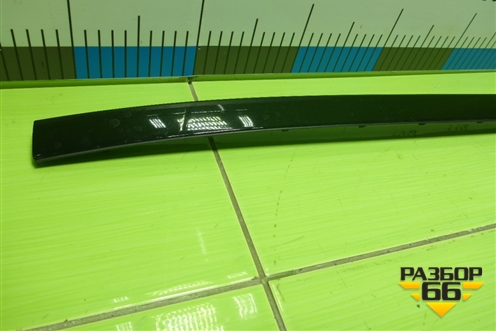 Молдинг лобового стекла левый (51317463527) для BMW X5 G05 с 2018г (Х5 Г05)