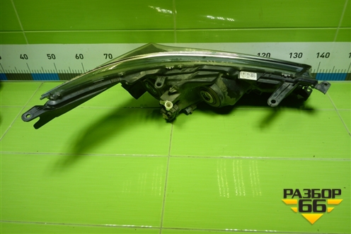 Фара левая (до 2016г галоген) (8115002E70) для Toyota Corolla (E18) с 2012-2019г (Королла 180)