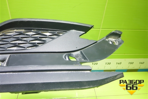 Решетка в передний бампер правая (после 2022г) (8450040750) для VAZ Vesta/Веста с 2015г