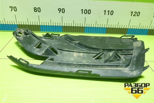 Решетка в передний бампер правая (после 2022г) (8450040750) для VAZ Vesta/Веста с 2015г