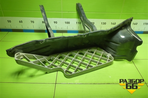 Кронштейн подножки  левой (1426107) для Scania 4 Series с 1995-2005г