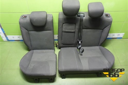 Сиденья комплект (AIR BAG подогрев, хетчбэк) для Ford Focus 3 с 2011г (Фокус)