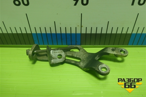 Кронштейн генератора (1.2л K12B) для Suzuki Splash с 2008г (Сплеш)