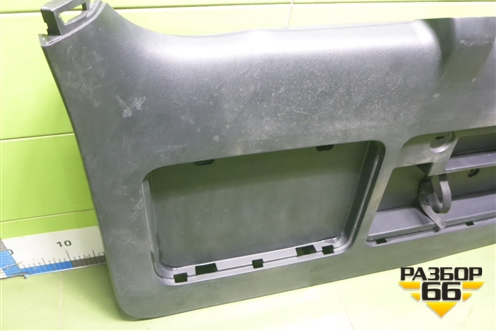 Обшивка двери багажника (6478060340) для Toyota Land Cruiser Prado(150) с 2009г (Ленд Крузер Прадо)