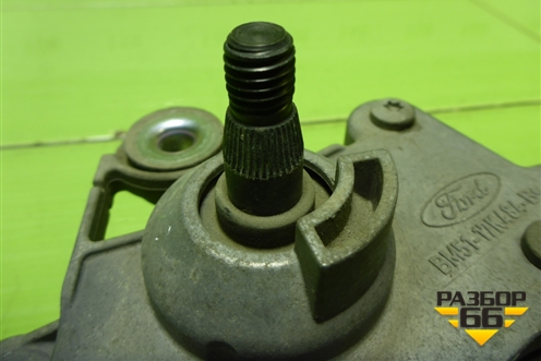 Моторчик стеклоочистителя передний правый (BM5117504BH) для Ford Focus 3 с 2011г (Фокус)