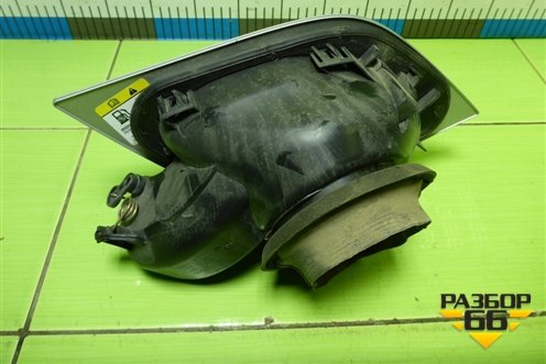 Лючок бензобака (BM51A27936AG) для Ford Focus 3 с 2011г (Фокус)