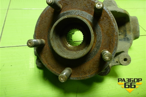 Кулак поворотный передний правый для Ford Focus 3 с 2011г (Фокус)