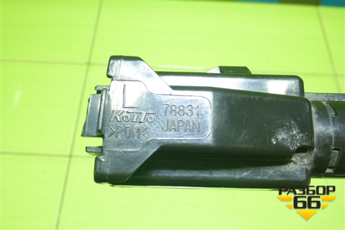 Форсунка омывателя фары правая (78831) для Toyota Land Cruiser (200) с 2008г (Ленд Крузер)