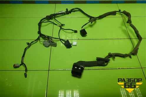 Проводка двери передней правой (электрический стеклоподъёмник) (BV6T14K138AUC) для Ford Focus 3 с 2011г (Фокус)