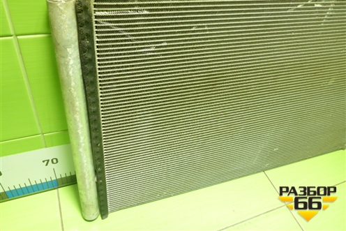 Радиатор кондиционера (7P0820411A) для Volkswagen Touareg с 2010-2018г (Туарег)