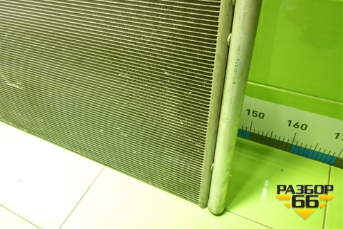 Радиатор кондиционера (7P0820411A) для Volkswagen Touareg с 2010-2018г (Туарег)