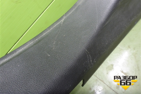 Накладка порога внутренняя правая (13318901) для Opel Insignia с 2008-2017г (Инсигниа)