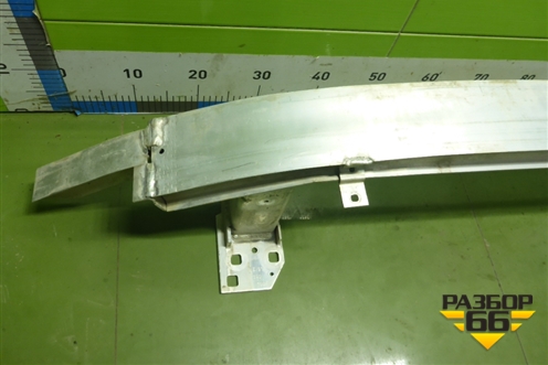 Усилитель переднего бампера (4N0807109H) для Audi A8 с 2017г (А8)