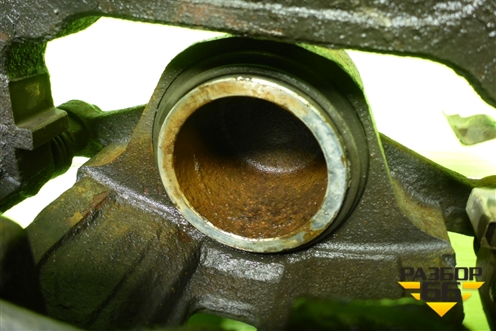 Суппорт передний правый для Opel Insignia с 2008-2017г (Инсигниа)