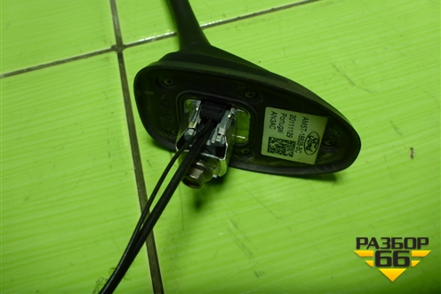 Антенна на крышу (AM5T18828BC) для Ford Focus 3 с 2011г (Фокус)