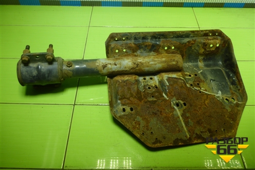 Кронштейн заднего крыла левый для Scania 4 Series с 1995-2005г