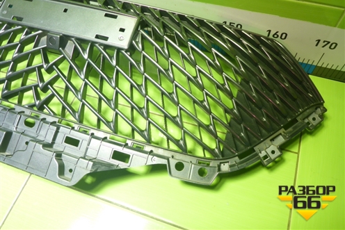 Решетка радиатора (5509100XKZ0YA) для Haval M6 с 2021г (М6)