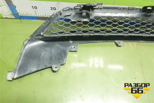 Решетка в передний бампер центральная (AMG не оригинал) (A1678852105) для Mercedes Benz GLE-Klass V167 с 2018г (ГЛЕ)