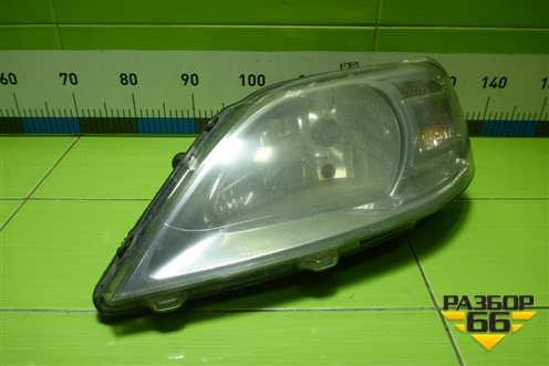 Фара левая (до 2021г галоген) для VAZ Largus/Ларгус с 2012-2024г