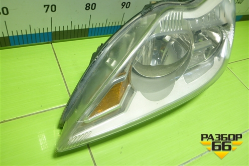Фара левая (галоген) (8M5113W030AF) для Ford Focus 2 с 2008-2011г (Фокус)