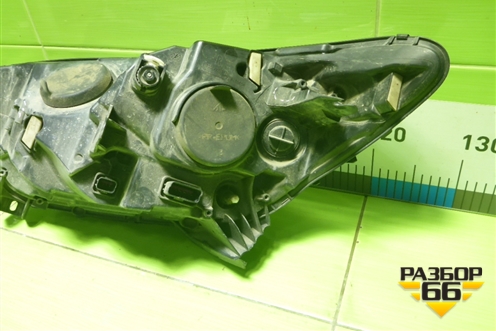 Фара правая (галоген) (260108765R) для Renault Kaptur с 2016г (Каптюр)