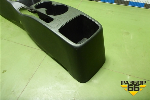 Консоль (846121R000) для Hyundai Solaris с 2010-2016г (Солярис)