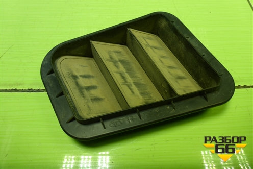 Клапан вентиляционный (правый) (975102F200) для Hyundai Solaris с 2010-2016г (Солярис)