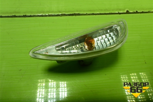 Повторитель на крыло левый (923031R0) для Hyundai Solaris с 2010-2016г (Солярис)