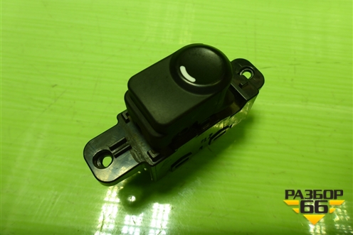 Кнопка стеклоподъёмника (935811R001) для Hyundai Solaris с 2010-2016г (Солярис)