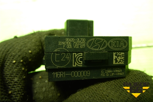 Блок управления иммобилайзера (954202L700) для Hyundai Solaris с 2010-2016г (Солярис)