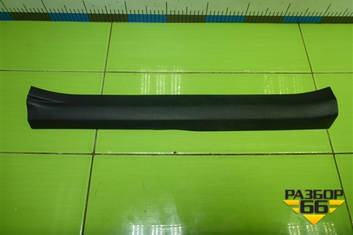 Накладка порога внутренняя переднего левого (6791442110) для Toyota Rav-4 с 2012-2019г (Рав 4)