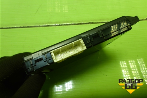 Блок комфорта (8922142121) для Toyota Rav-4 с 2012-2019г (Рав 4)