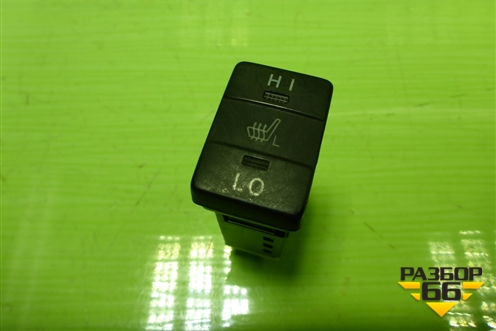 Кнопка обогрева сидений (левая) для Toyota Rav-4 с 2012-2019г (Рав 4)