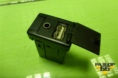 Разъём (USB, AUX) (8619042040) для Toyota Rav-4 с 2012-2019г (Рав 4)