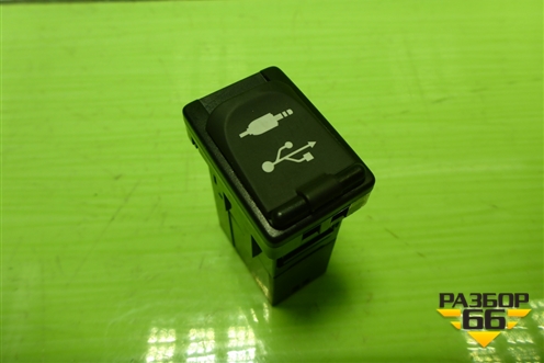 Разъём (USB, AUX) (8619042040) для Toyota Rav-4 с 2012-2019г (Рав 4)