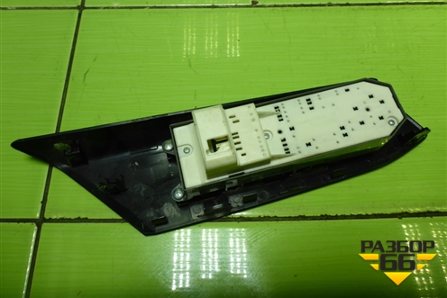 Модуль управления стеклоподъёмниками для Toyota Rav-4 с 2012-2019г (Рав 4)