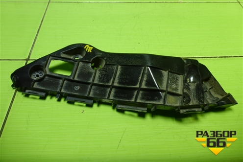 Кронштейн переднего бампера правый (5253572070) для Toyota Rav-4 с 2012-2019г (Рав 4)