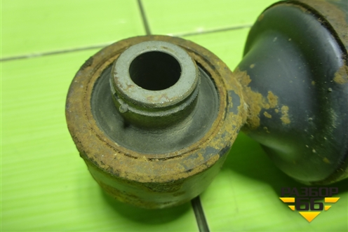 Амортизатор задний (4853142400) для Toyota Rav-4 с 2012-2019г (Рав 4)